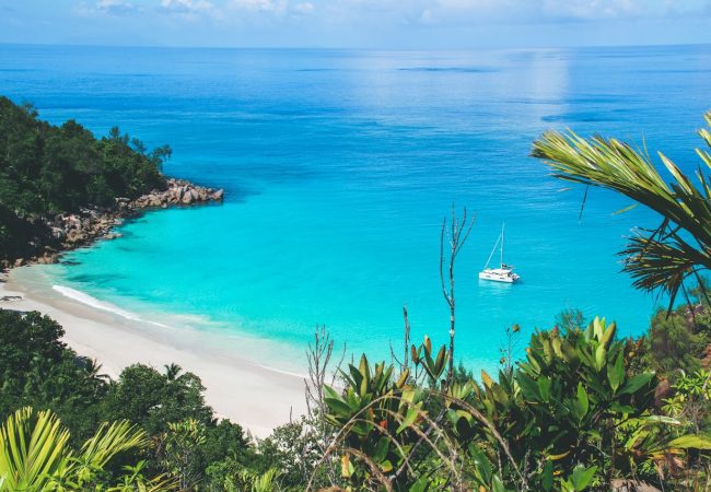 Seychelles Tour Package