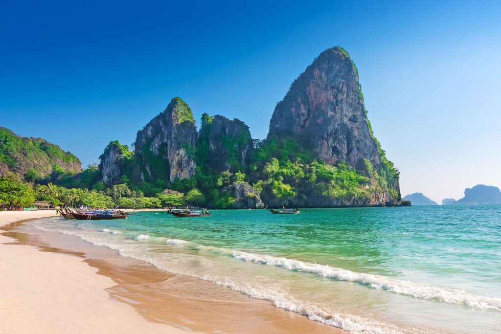 Best Islands in Thailand for a Relaxing Escape
