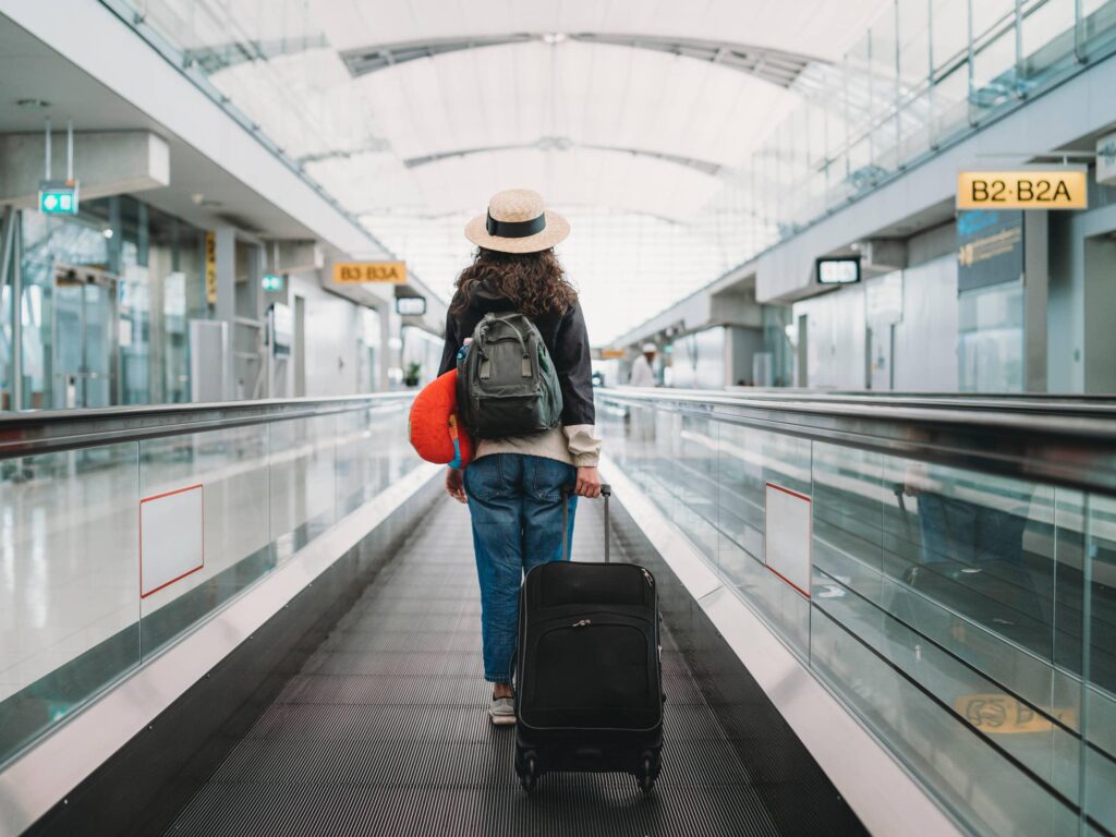How to Make Your Airport Experience Easier: 8 Smart Travel Tips