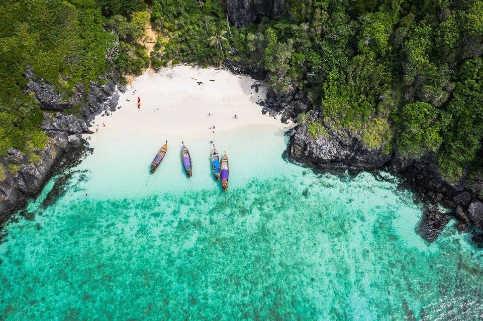 Best Islands in Thailand for a Relaxing Escape